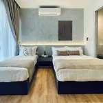 Quill Residence Luxury 3Pax Designer Suite By Hausome