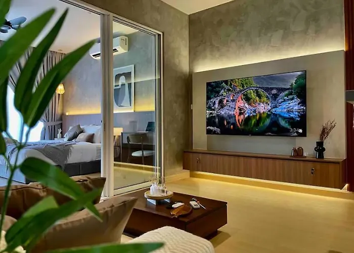 Quill Residence Luxury 3Pax Designer Suite By Hausome