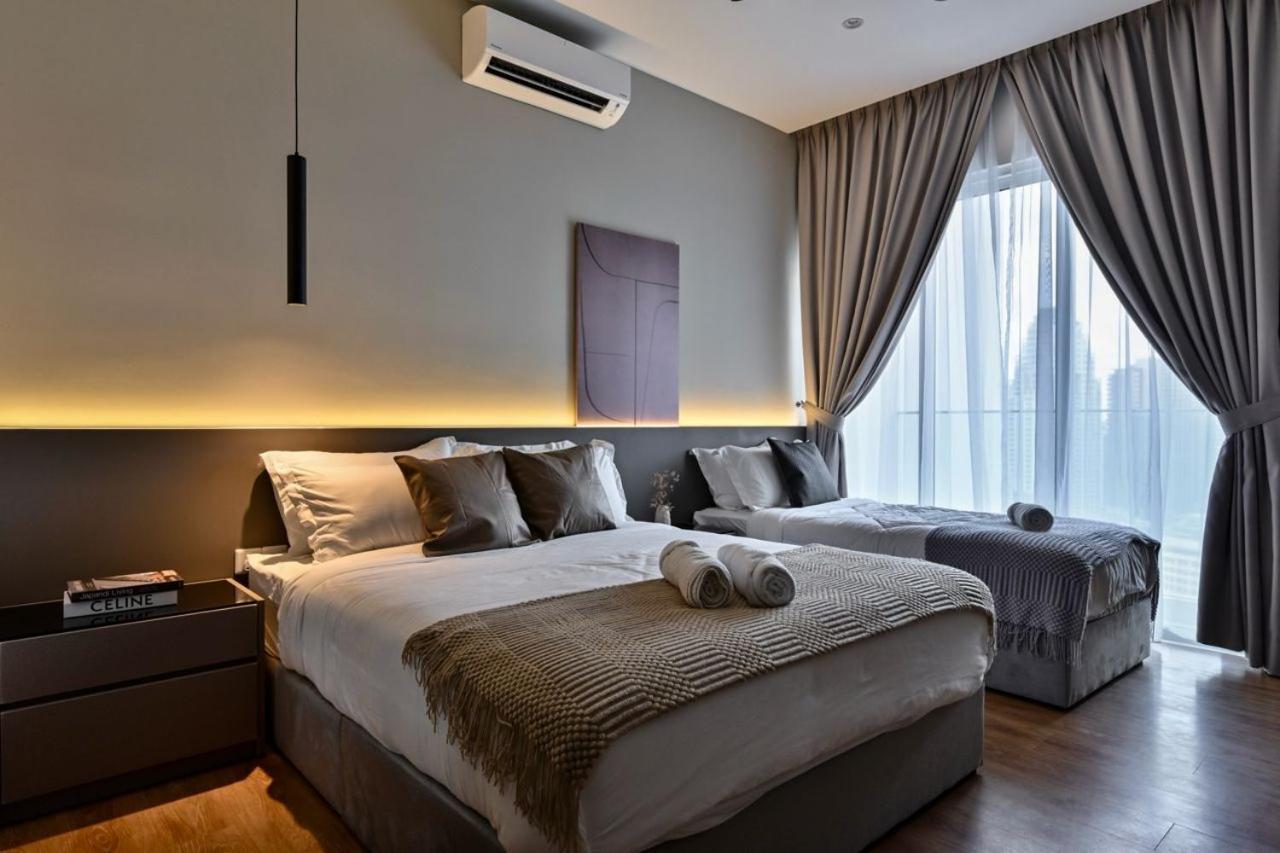 Quill Luxury 3pax Designer By Hausome * Kuala Lumpur