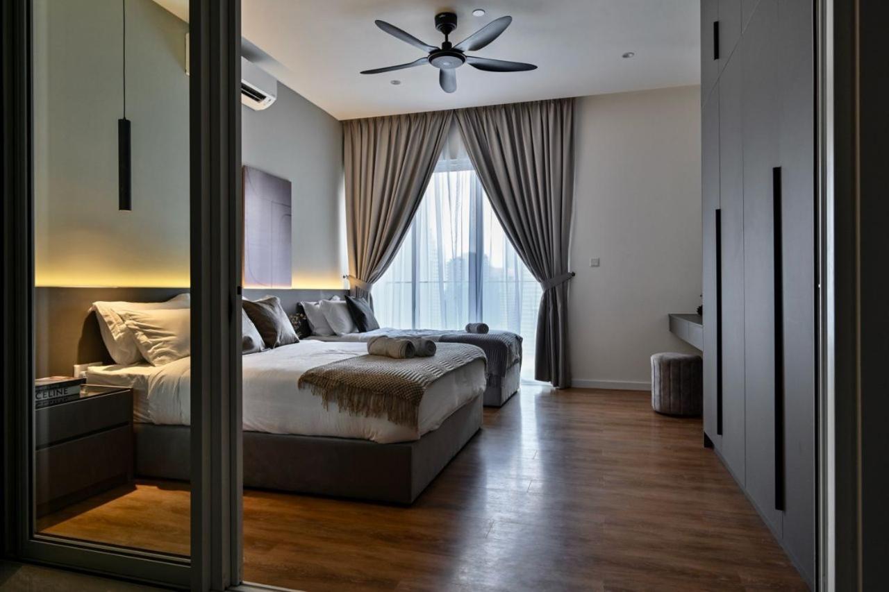 Quill Luxury 3pax Designer By Hausome Pangsapuri *