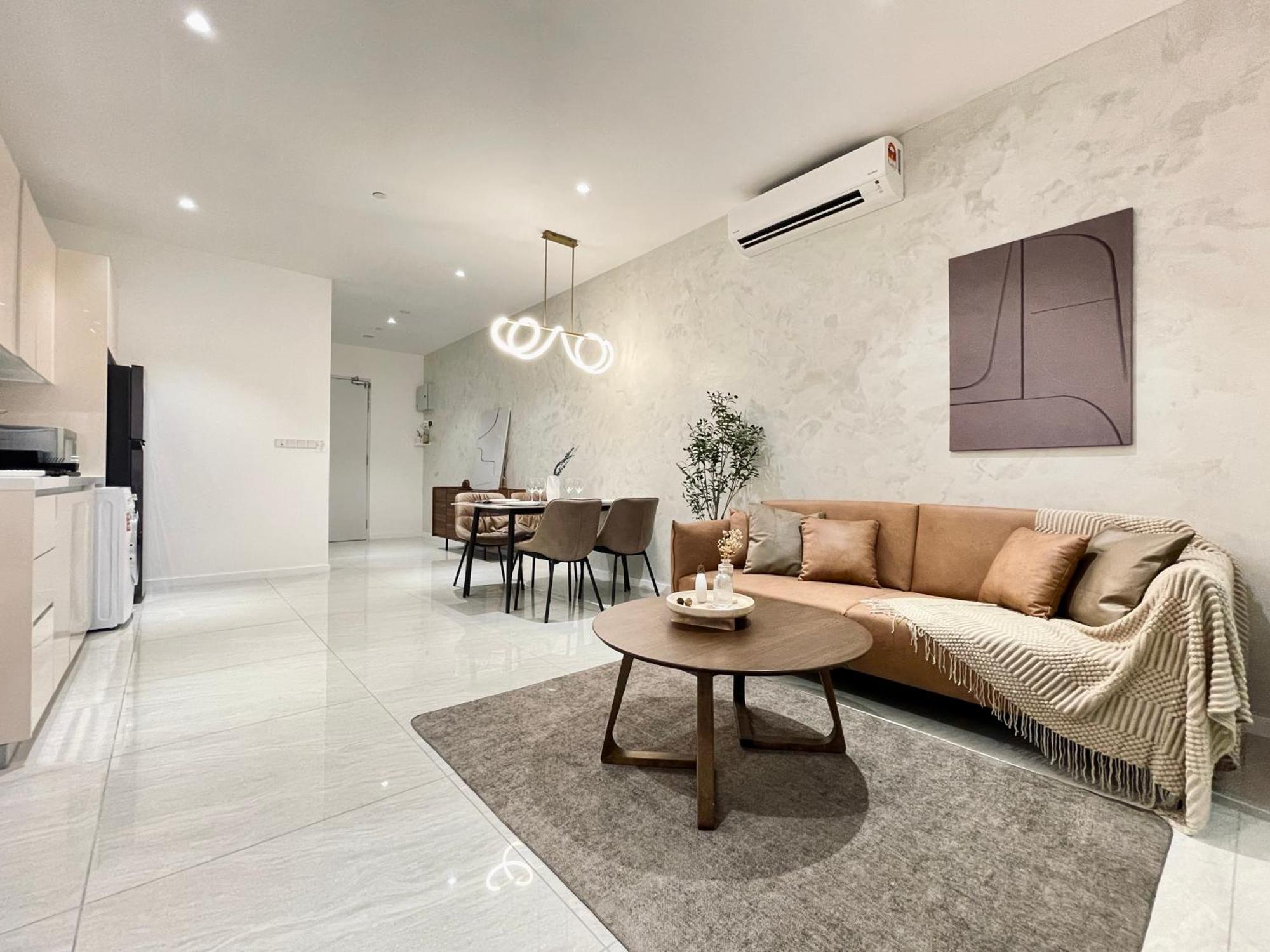 Quill Luxury 3pax Designer By Hausome * Kuala Lumpur
