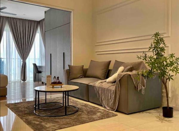Quill Luxury 3pax Designer By Hausome *